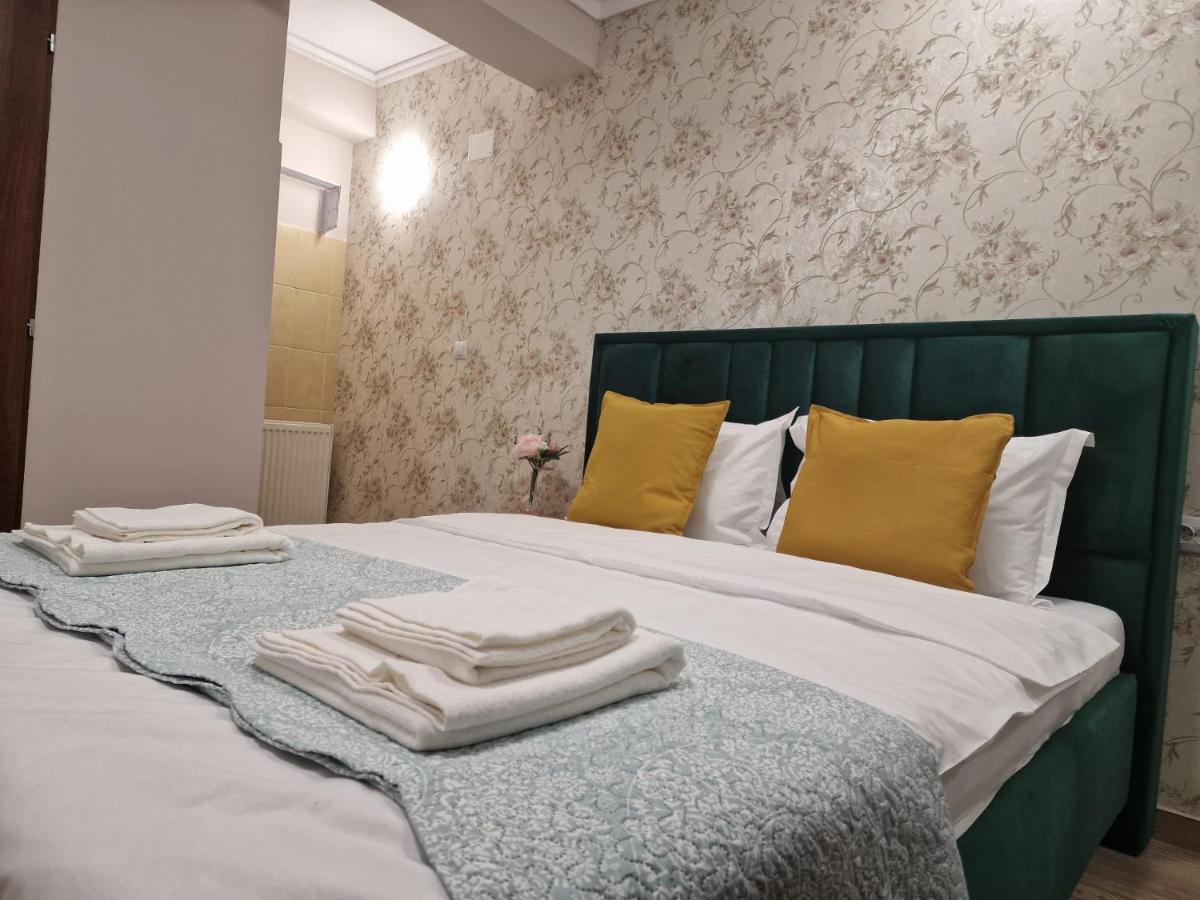 Laroka House Beautiful Apartment Universitate Center Букурещ Екстериор снимка